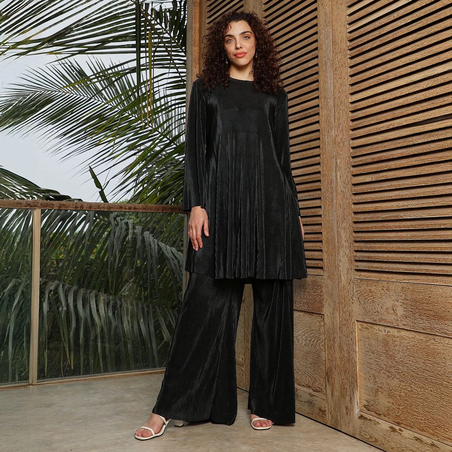 Accordian Kurta Set - Image 5