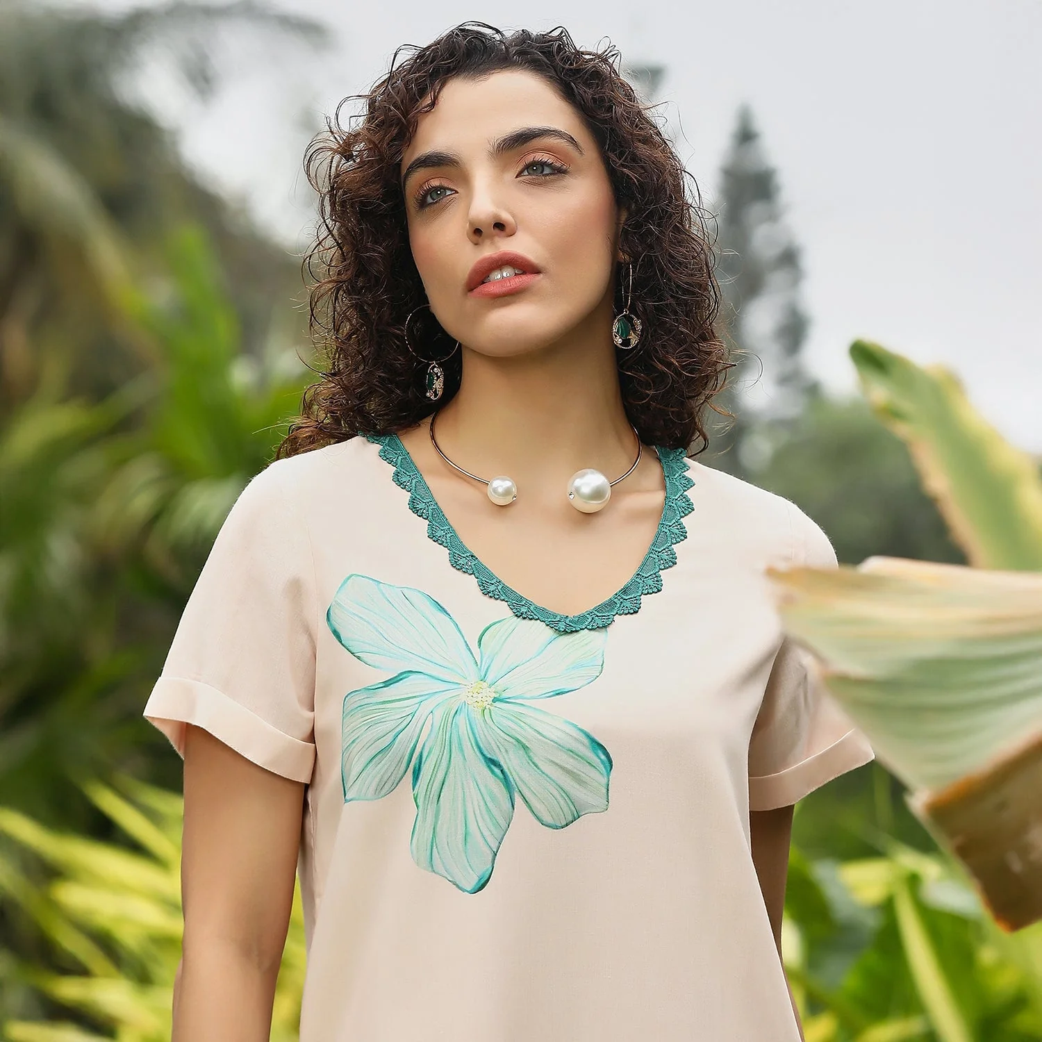 Chantilly Bloom Kurta Set - Image 9